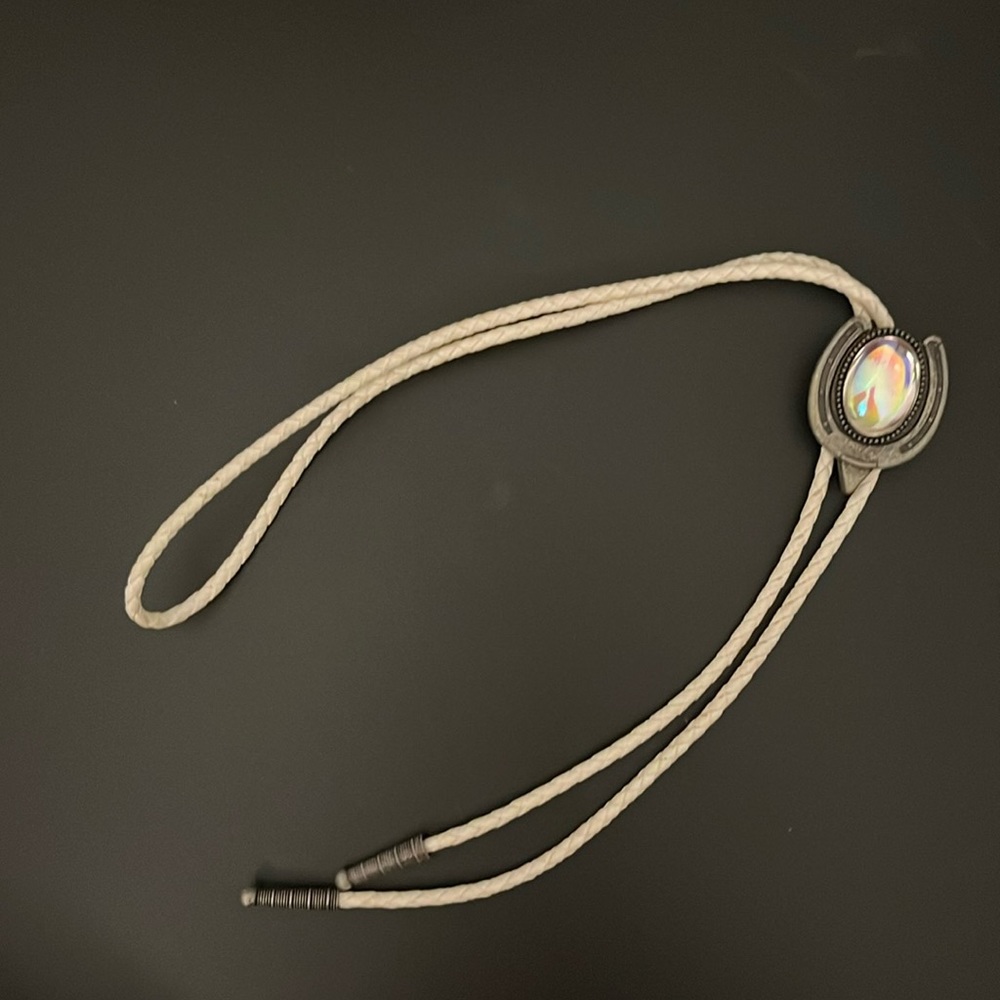NWOT UNISEX VINTAGE BOLO/LARIAT